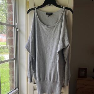 4/$25 SALE LANE BRYANT Size 18/20 Gray Beaded Cold Shoulder Long Sleeve Sweater